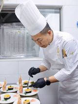 后厨亲制 | 紫菜红虾盏配鱼子酱