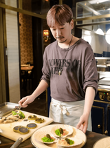 米其林星厨力作|鱼子酱甜豆时蔬仙贝